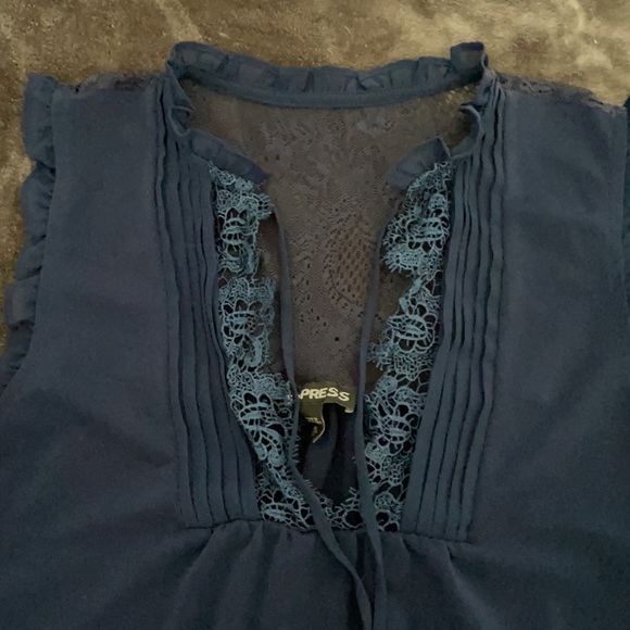 Express top - Picture 2 of 3